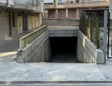 Гараж, Център, Русе