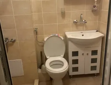 2-стаен, Западен парк, София
