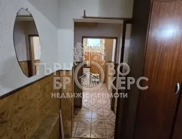 2-стаен, Варуша, Велико Търново