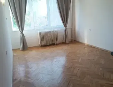 2-стаен, Плевен, Северозападна България - снимка 3 от 8