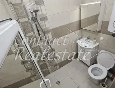 2-стаен, Владислав Варненчик, Варна