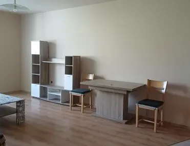 2-стаен, Редута, София