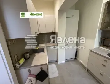 3-стаен, Център, Бургас - снимка 3 от 18