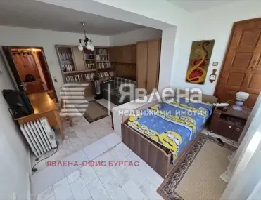 3-стаен, Възраждане, Бургас