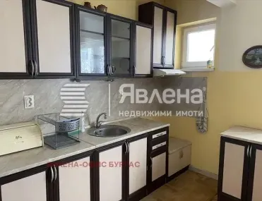 3-стаен, Център, Бургас - снимка 9 от 10