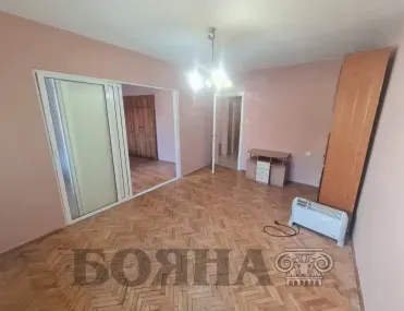 3-стаен, Център, Русе - снимка 2 от 17