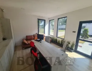 Офис, Средна кула, Русе - снимка 9 от 15