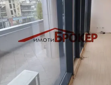 Офис, Сливен, Югоизточна България - снимка 4 от 8