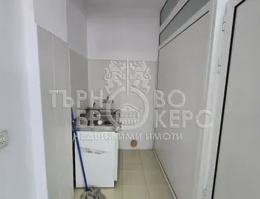 Офис, Център, Велико Търново - снимка 2 от 10