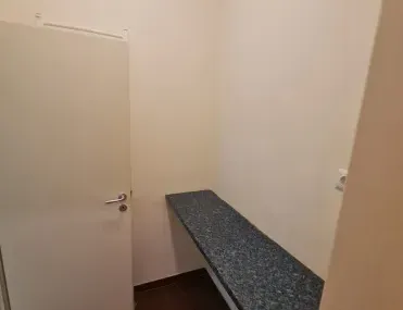Офис, Център, Русе - снимка 6 от 12