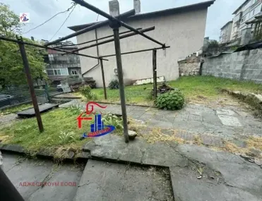 Къща, Шумен, Североизточна България - снимка 12 от 16