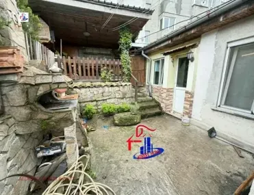 Къща, Шумен, Североизточна България - снимка 11 от 16