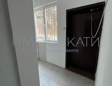 Магазин, Перник, Югозападна България - снимка 5 от 10