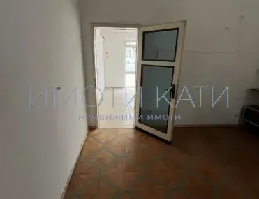 Магазин, Перник, Югозападна България - снимка 4 от 10
