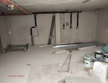 Магазин, Манастирски ливади Изток, София