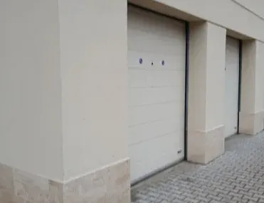 Гараж, Връбница 1, София