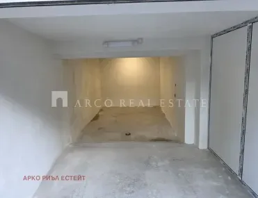 Гараж, Овча купел, София - снимка 3 от 6