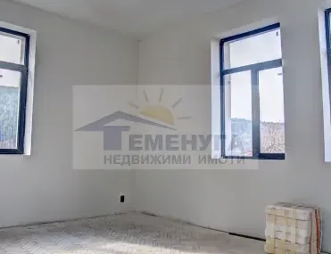 Други, Брезник, Югозападна България - снимка 2 от 6
