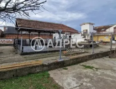 Къща, Кнежа, Северозападна България