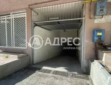 Гараж, Хъшове, Русе