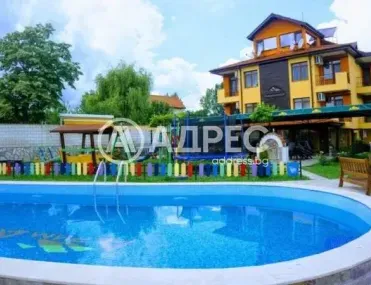 Хотел, Върбица, Североизточна България
