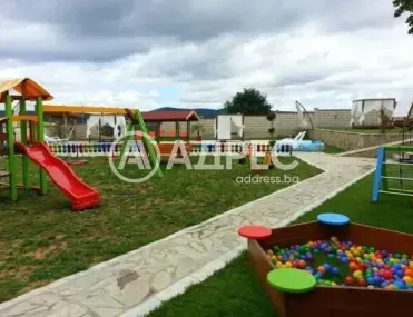 Хотел, Върбица, Североизточна България - снимка 5 от 24