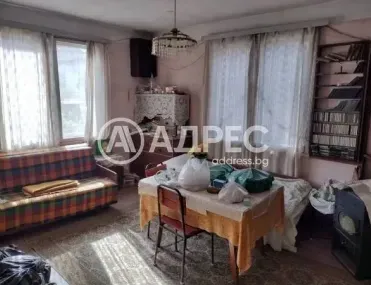 Къща, Долна Баня, Югозападна България - снимка 7 от 15