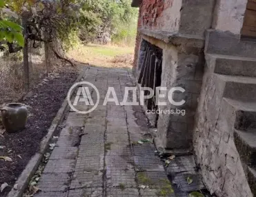 Къща, Долна Баня, Югозападна България - снимка 14 от 15