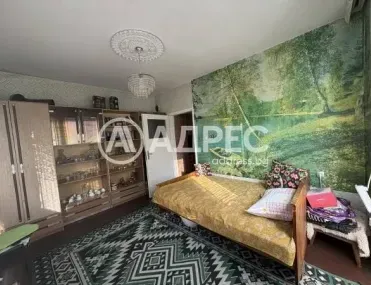 Етаж от къща, Нови Пазар, Североизточна България - снимка 7 от 13