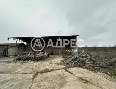 Склад, Генерал Тошево, Североизточна България