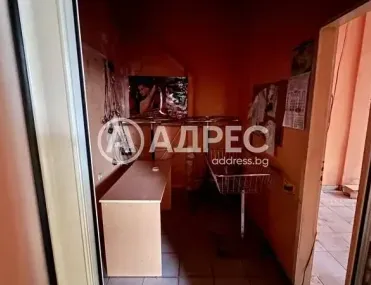 Магазин, Троян, Северозападна България - снимка 10 от 13