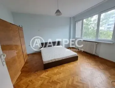 2-стаен, Ямбол, Югоизточна България