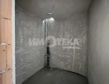 Многостаен, Красна поляна 3, София - снимка 9 от 11