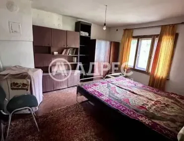 Къща, Априлци, Северозападна България - снимка 9 от 14