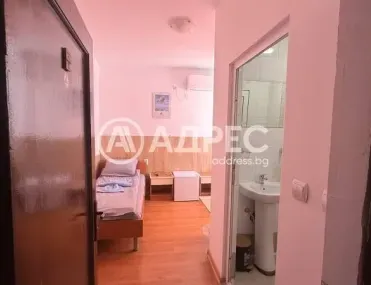 Къща, Долна Митрополия, Северозападна България - снимка 18 от 27