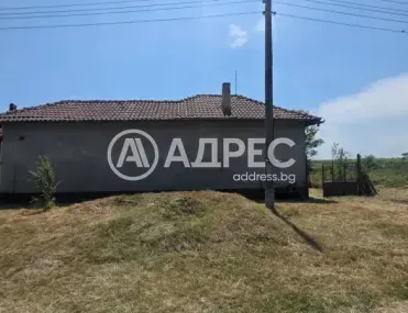 Къща, Долна Митрополия, Северозападна България - снимка 3 от 12