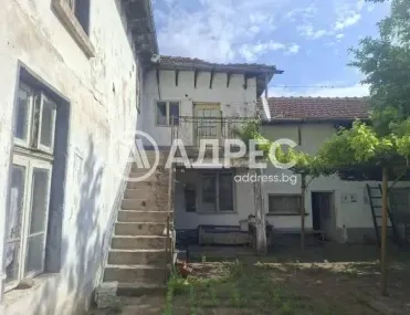 Къща, Долни Дъбник, Северозападна България - снимка 2 от 10