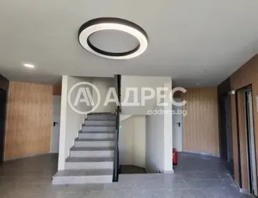 Гараж, Връбница 1, София