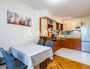 2-стаен, Тракия, Варна