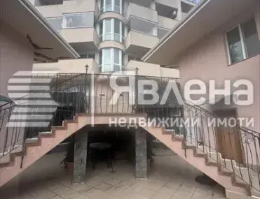 Многостаен, Покрайнини, Варна