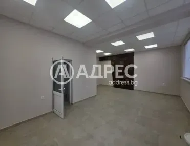 Магазин, Хасково, Южна България - снимка 4 от 13