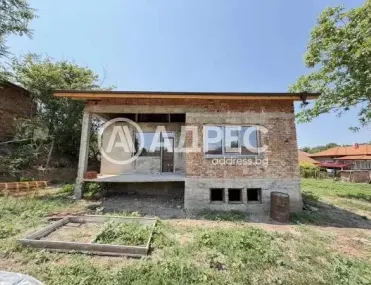 Къща, Долна Митрополия, Северозападна България - снимка 2 от 14
