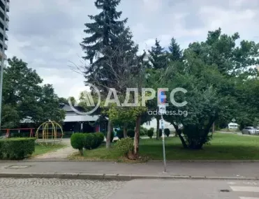 3-стаен, Толстой, София