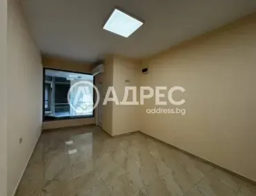 Офис, Център, Русе - снимка 2 от 5