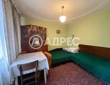 1-стаен, Велики Преслав, Североизточна България - снимка 2 от 8