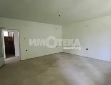 Къща, с. Владая, София - снимка 9 от 15
