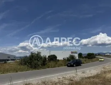 Парцел, Враждебна, София