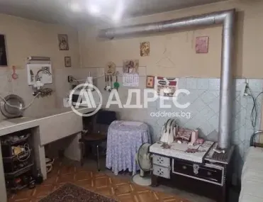 Къща, Сливен, Югоизточна България - снимка 11 от 13