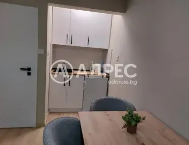 2-стаен, Възраждане, Бургас