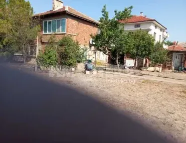 Къща, Садово, Южна България
